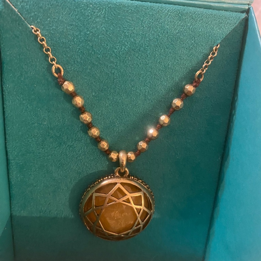 Lucky Brand Antique Gold-tone Star Case with Honey Color Stone Pendant Necklace